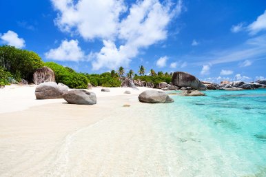 7-Day Cruise from Charlotte Amalie, St. Thomas to Charlotte Amalie, St. Thomas: St. Barths & Caribbean Gems