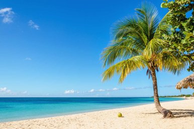 7-Day  Luxury Voyage from San Juan to Palm Beach: Yachting the Bahamas