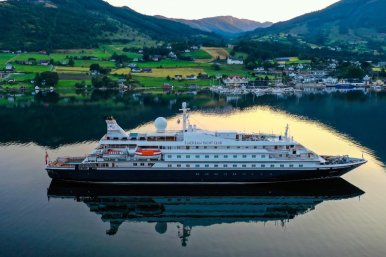 7-Day Cruise from Bergen to Oslo: Yachting the Norwegian Fjords