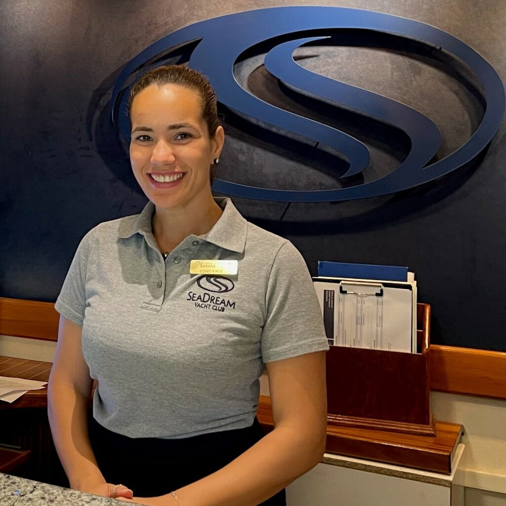 Rayane, Concierge - Service is More Than a Smile