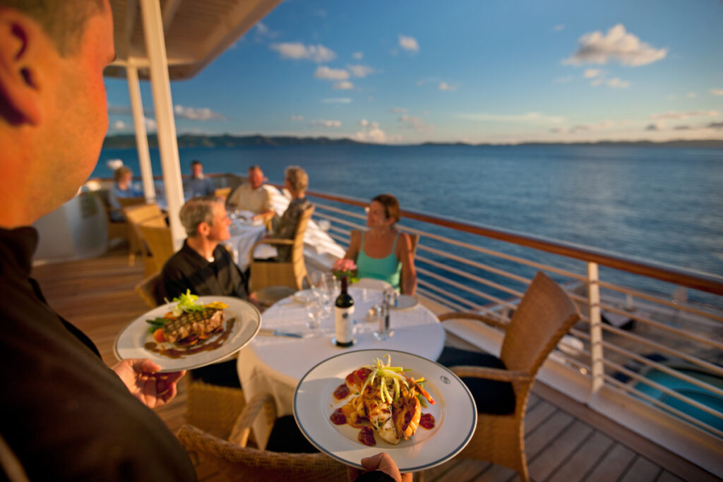 All al fresco dining & activities - SeaDream Yacht Club